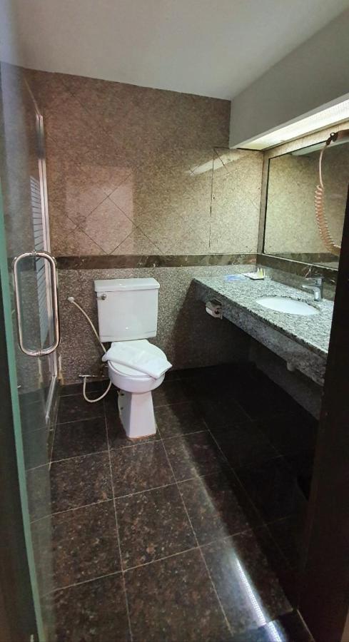 Kemena Plaza Hotel Bintulu Kültér fotó