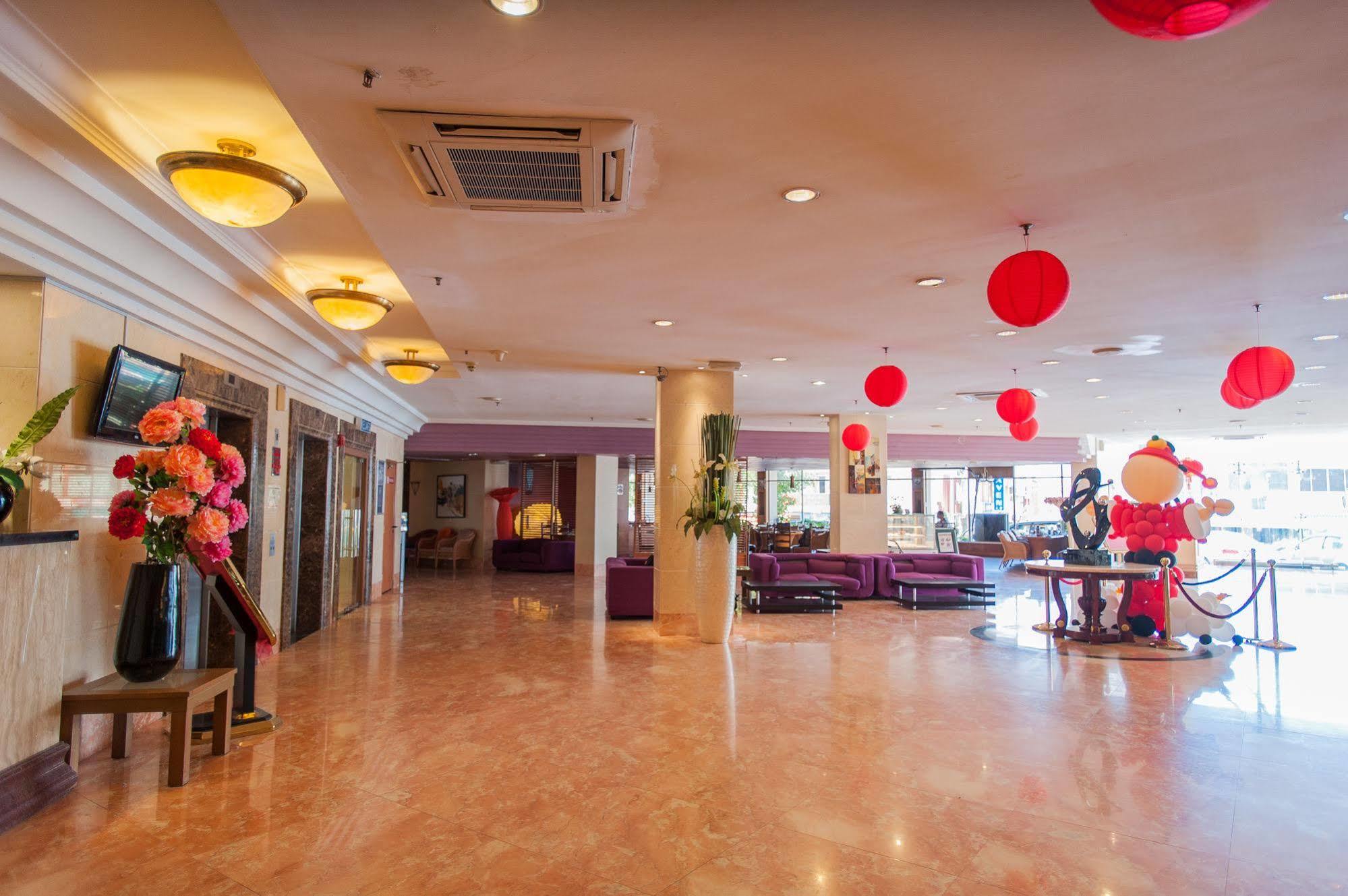 Kemena Plaza Hotel Bintulu Kültér fotó