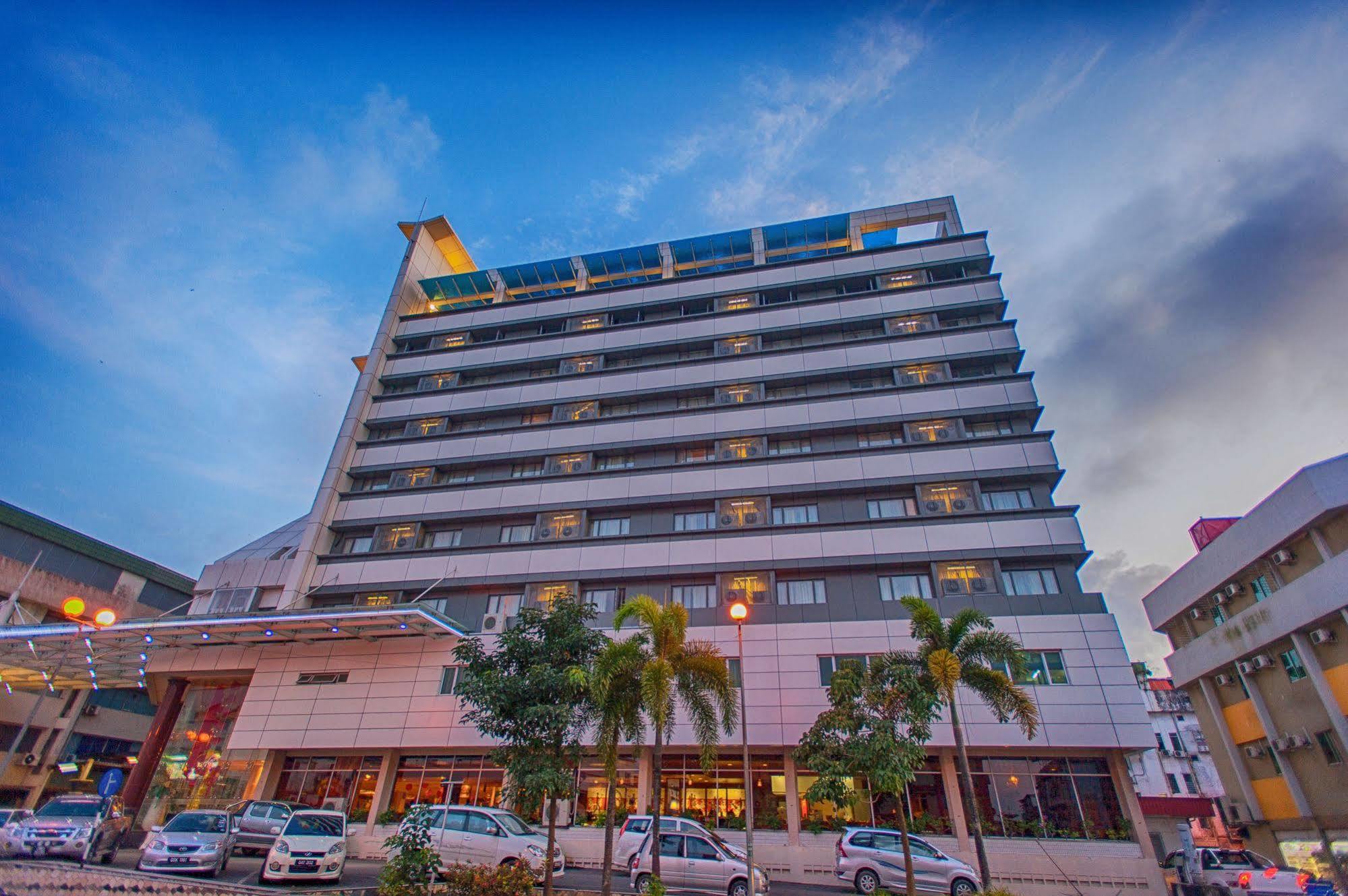 Kemena Plaza Hotel Bintulu Kültér fotó